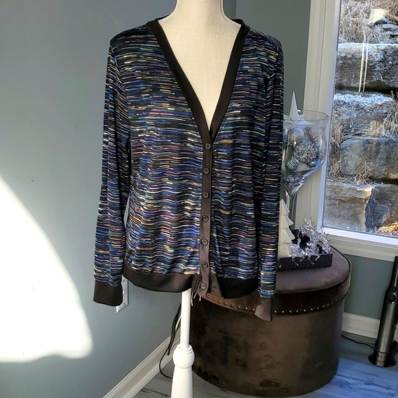 PRETTY UNIQUE LULAROE V NECK SWEATER - Picture 1 of 7